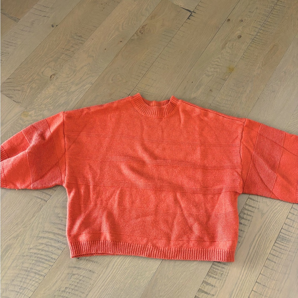 Women’s sweater
